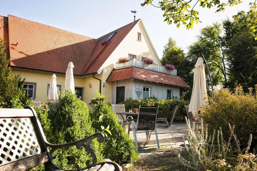 Weinhof Grosch *
